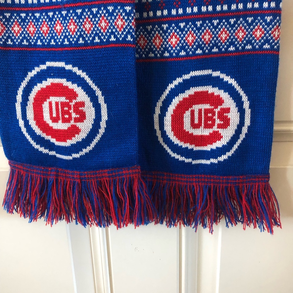 😎 MLB Chicago Cubs Scarf 🧣 - Picture 2 of 5